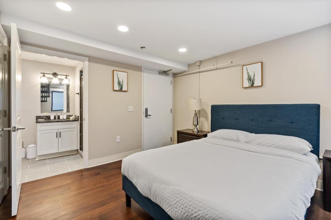 Modern Upscale 2Br Apartment In Carson By Stay Gia Apartment Pittsburgh